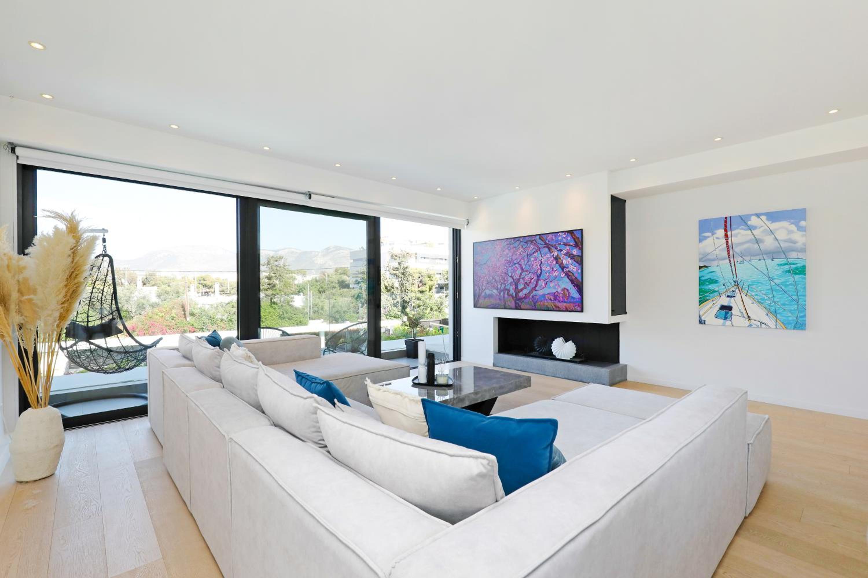 Ellinikon Luxury Apartment