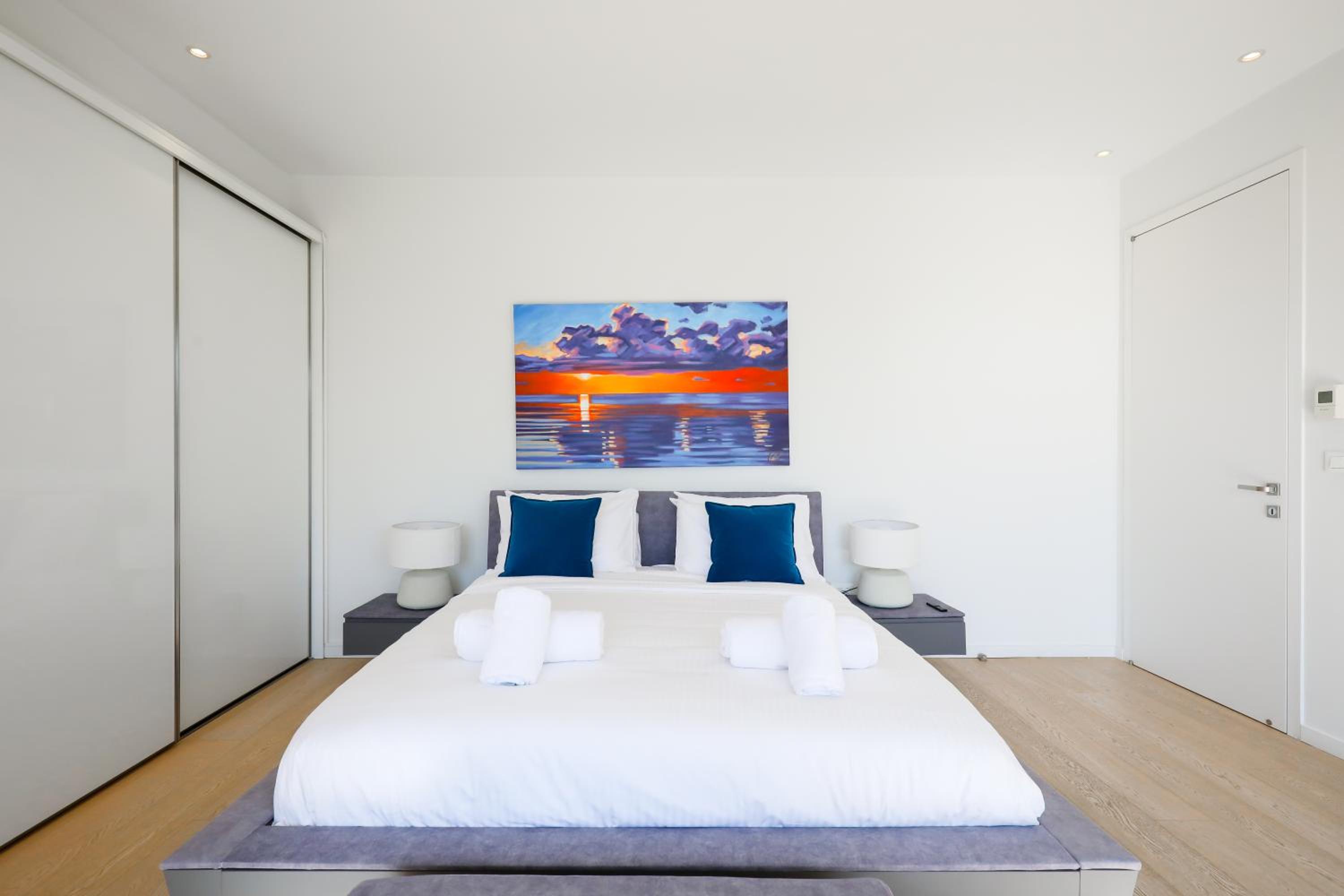 Ellinikon Luxury Apartment