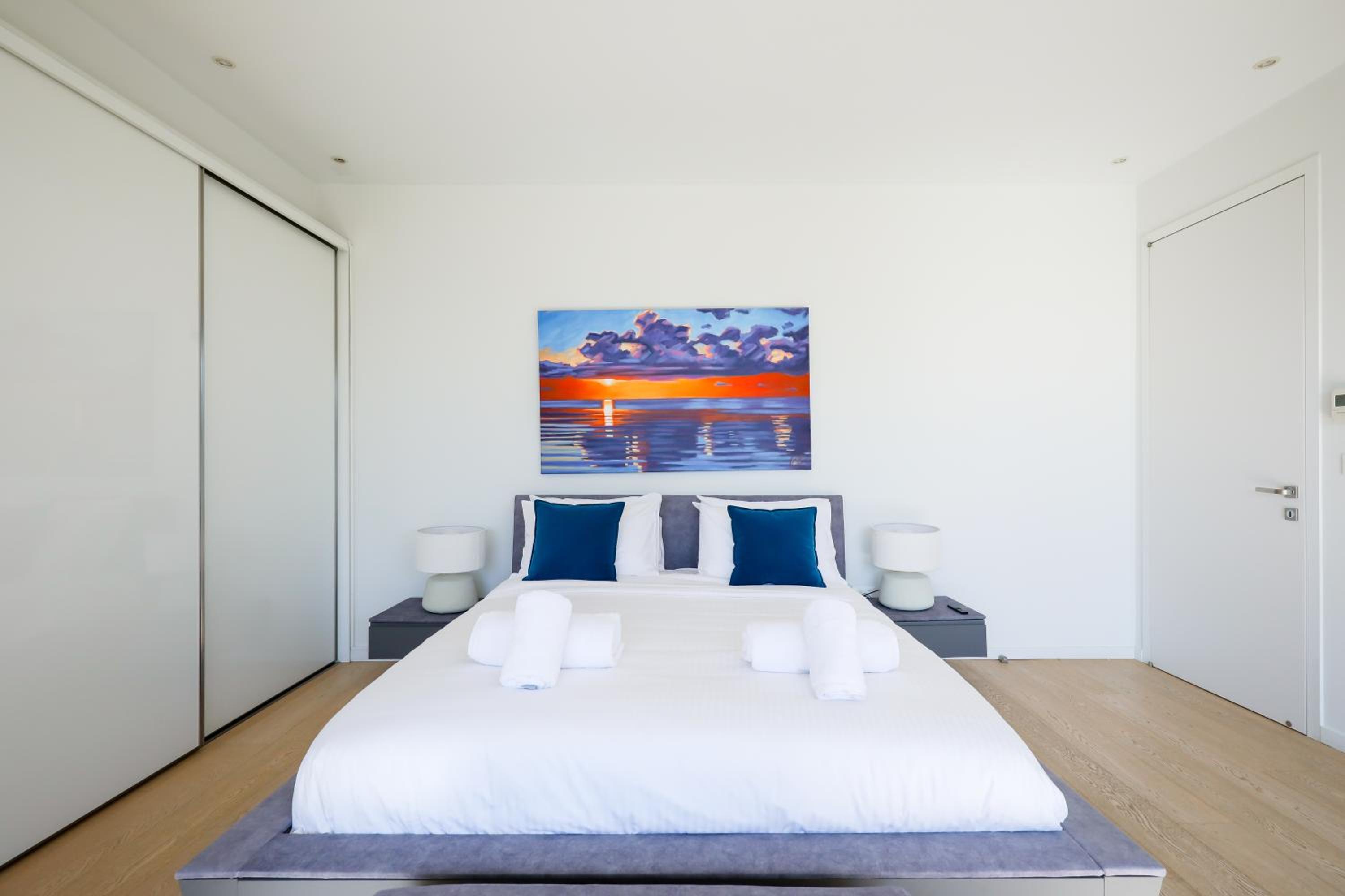 Ellinikon Luxury Apartment
