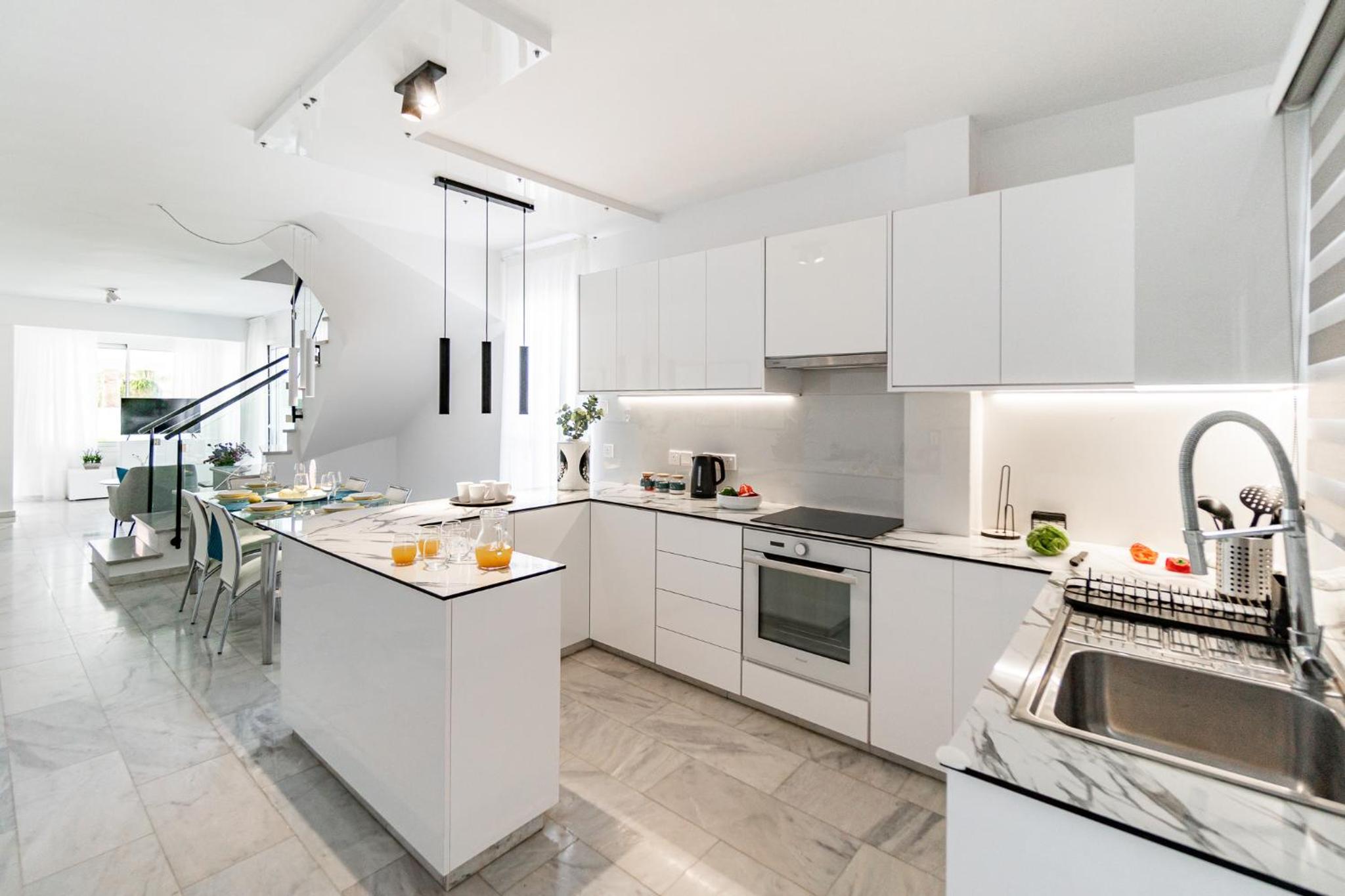 Luxurious ONE Maisonette by Ezoria Villas