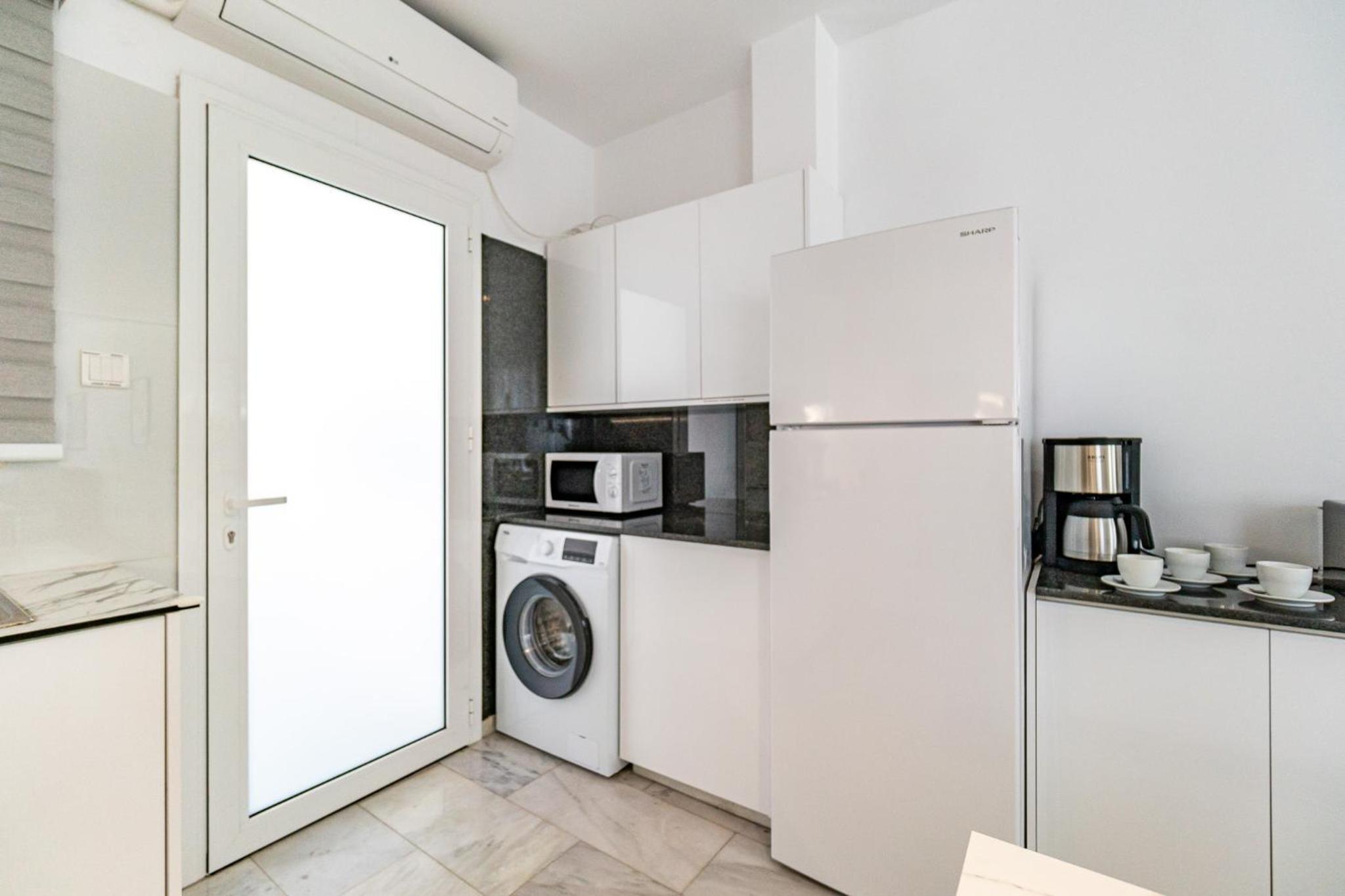 Luxurious ONE Maisonette by Ezoria Villas