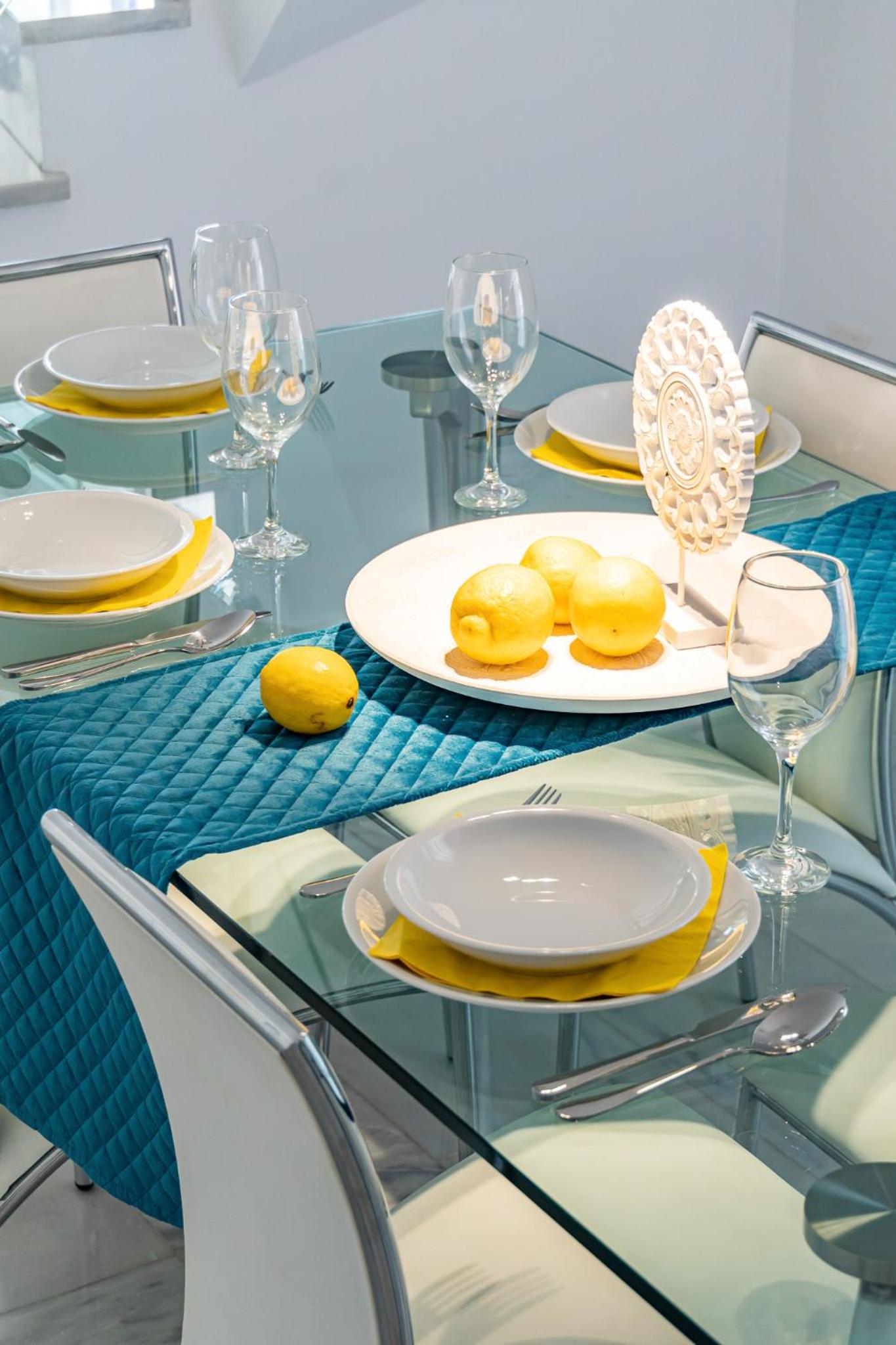 Luxurious ONE Maisonette by Ezoria Villas