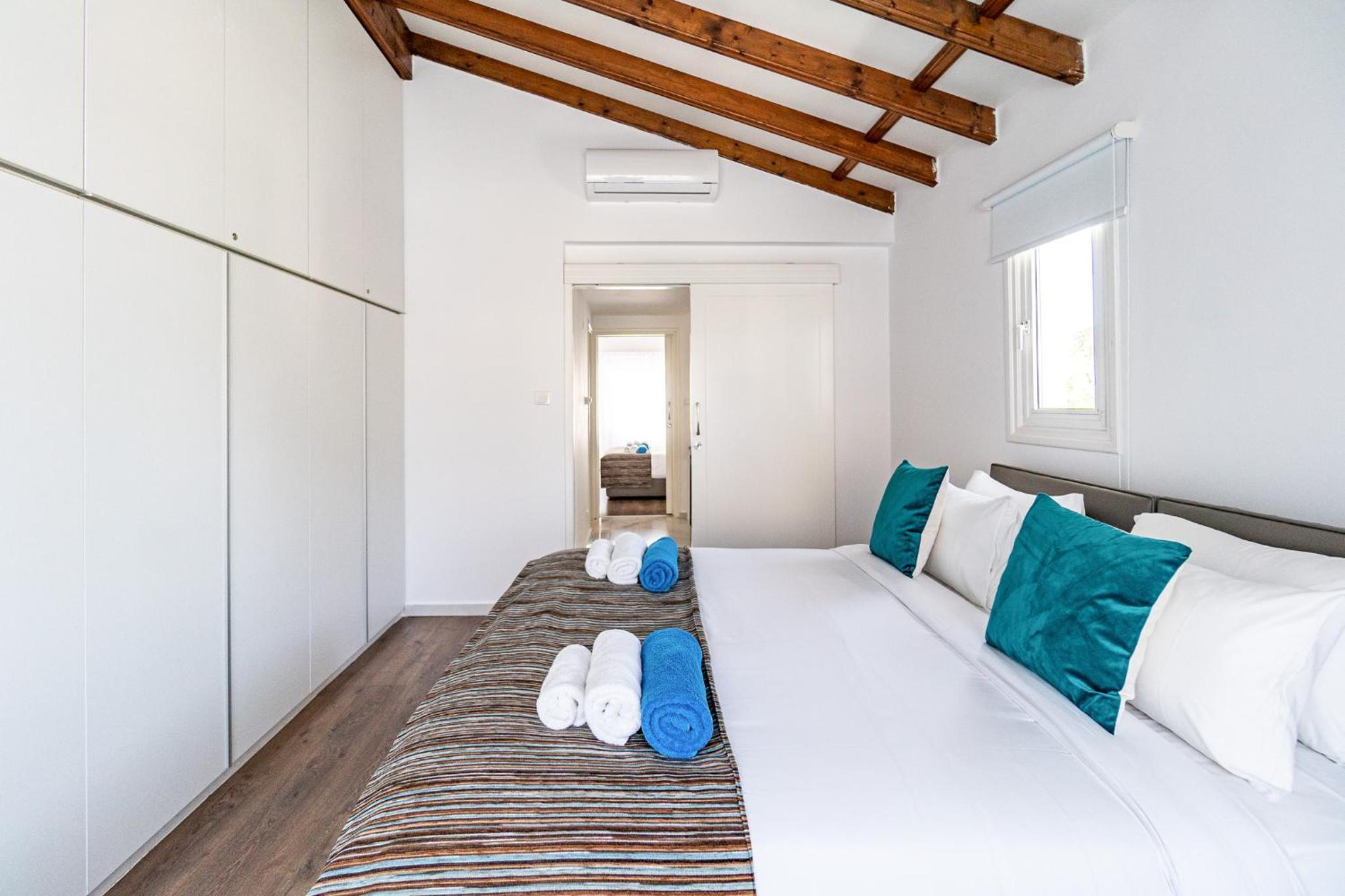 Luxurious ONE Maisonette by Ezoria Villas