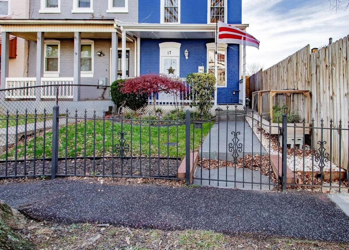 Family-friendly Home for travelers Near subway — Washington