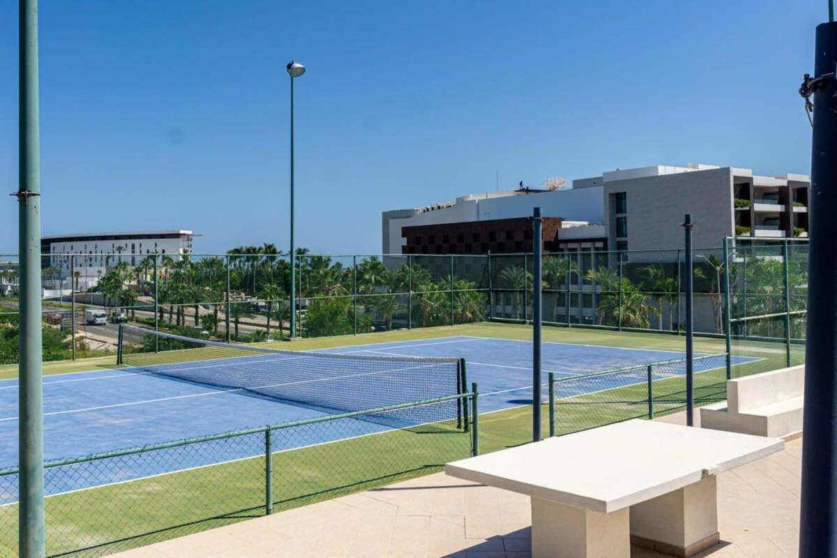 Villa Calafia Spacious Home w Private Tennis view 4