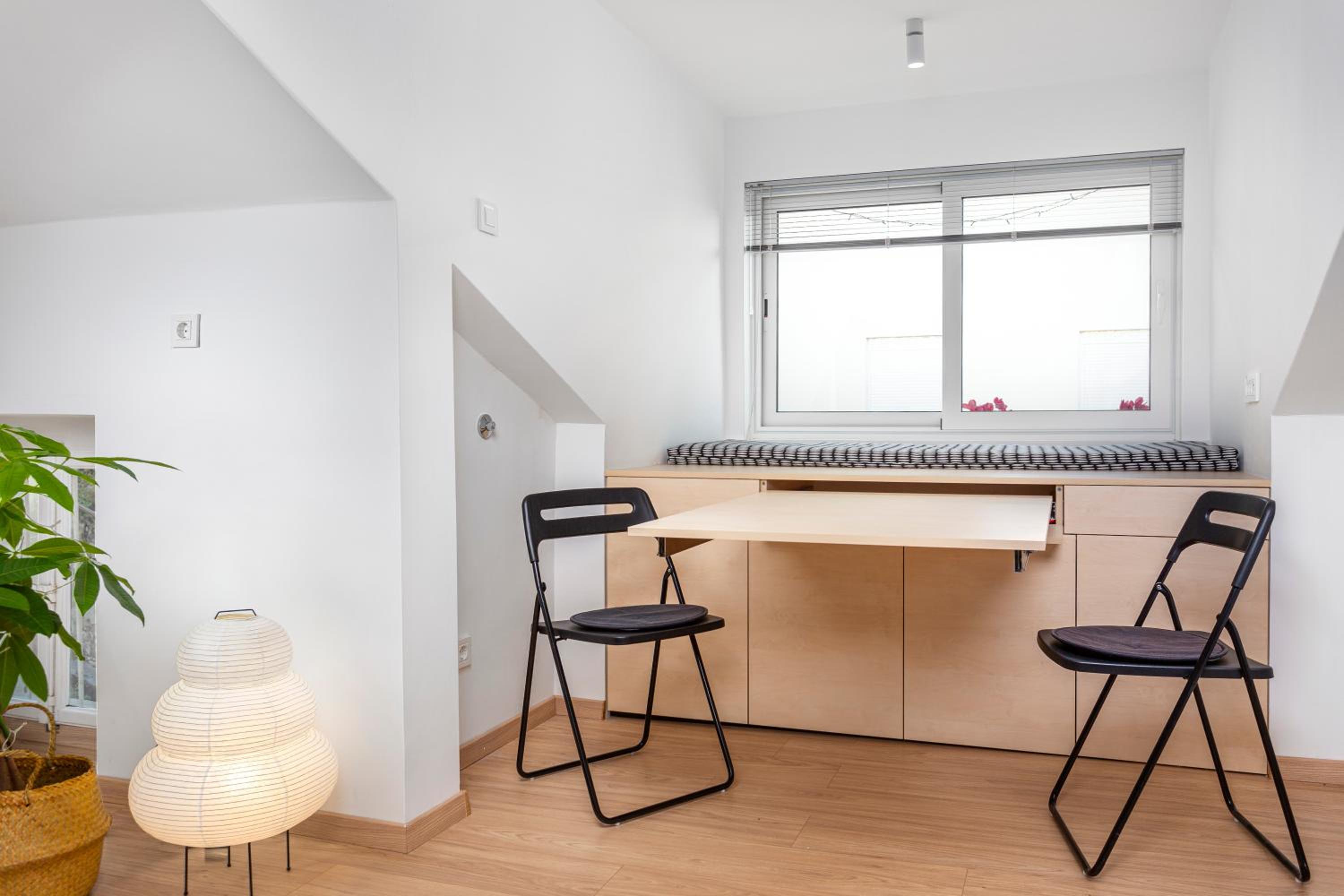 Cozy flat in the city center view 5
