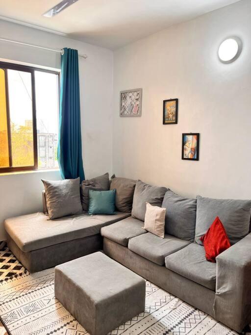 Comfy 1Br 15 min Drive to MOI Airport and SGR view 4