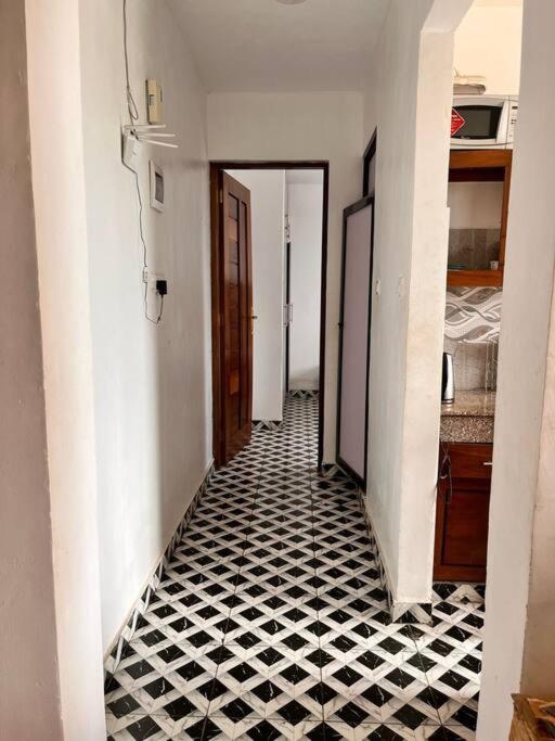 Comfy 1Br 15 min Drive to MOI Airport and SGR view 3