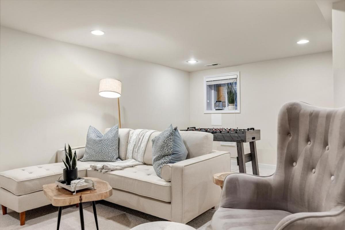 Exceptional 4-BR Homestay near Rock Creek Park view 5