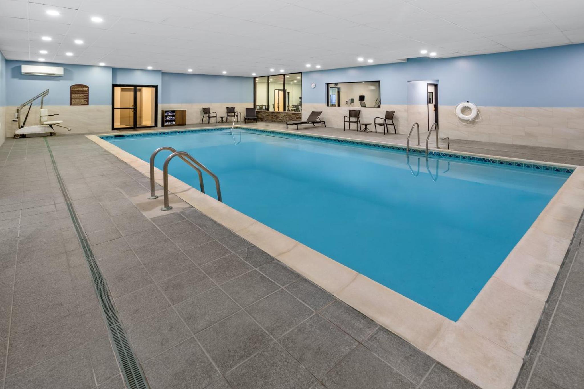Holiday Inn Express Stony Brook-Long Island, an IHG Hotel - Property Image 3