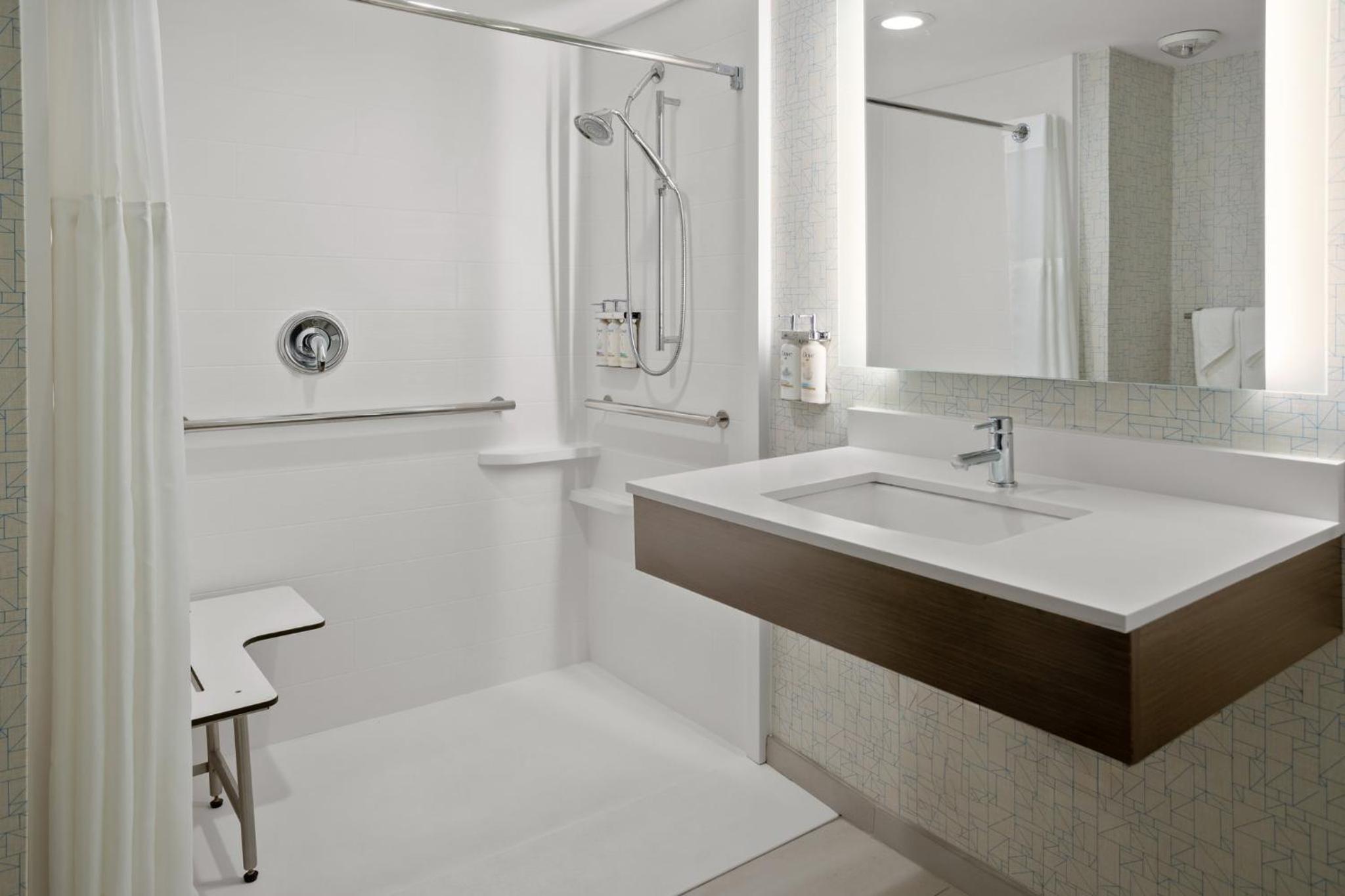 Holiday Inn Express Stony Brook-Long Island, an IHG Hotel - Property Image 19