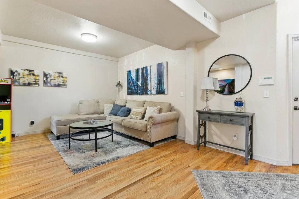 Executive Townhouse To Stay view 5