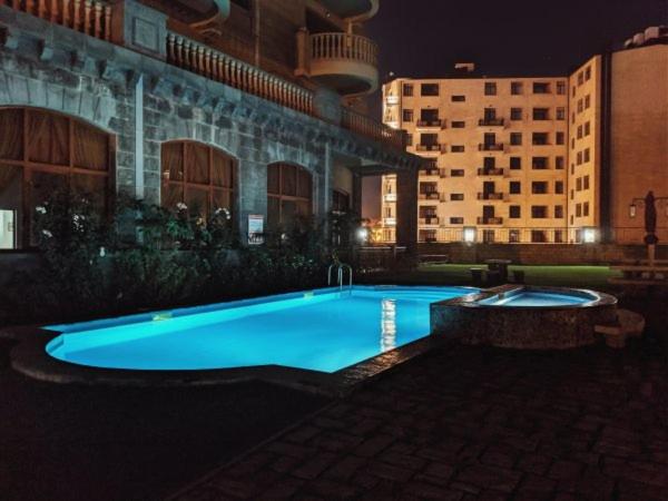 Modern Apartment in the heart of Yerevan, Beverly Hills