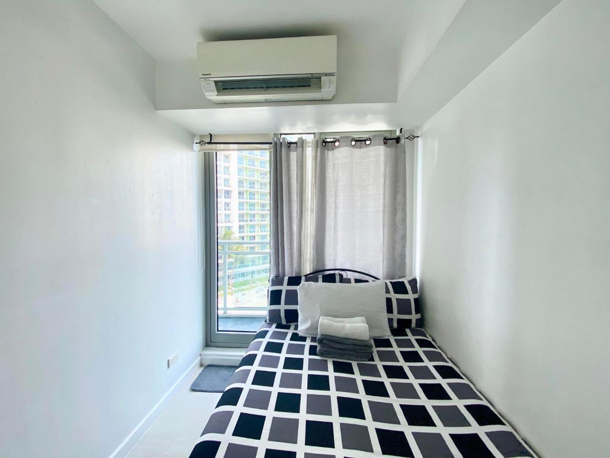 2 bedroom azure beach view 2 view 3