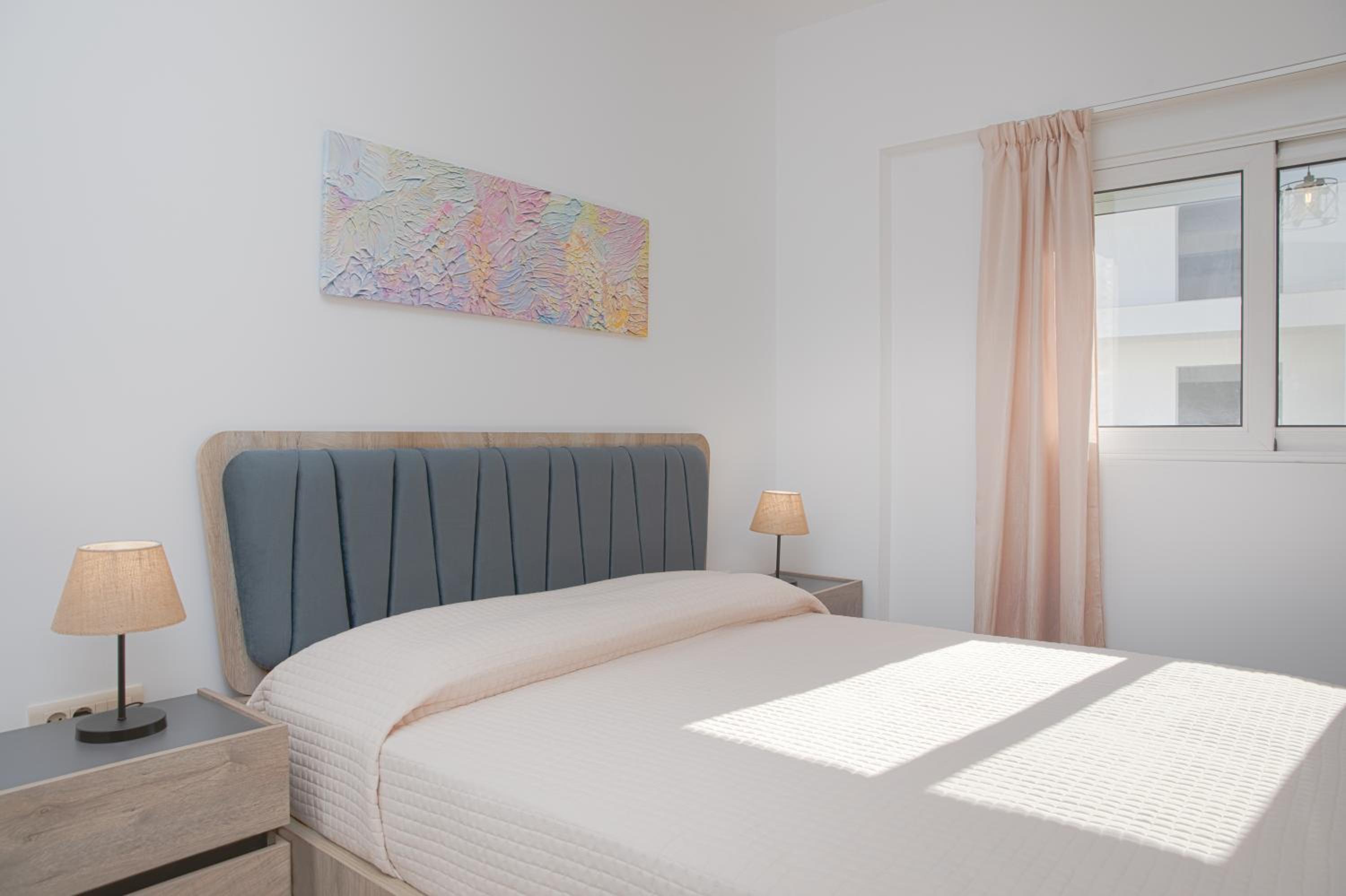 Etheria Comfort House