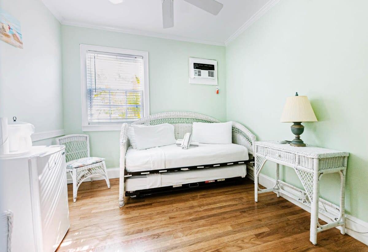 King Suite Balcony - at James House view 3