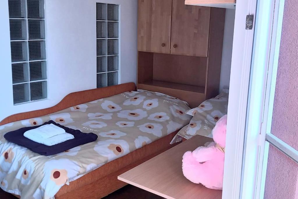 2BR apartment in the city center view 4