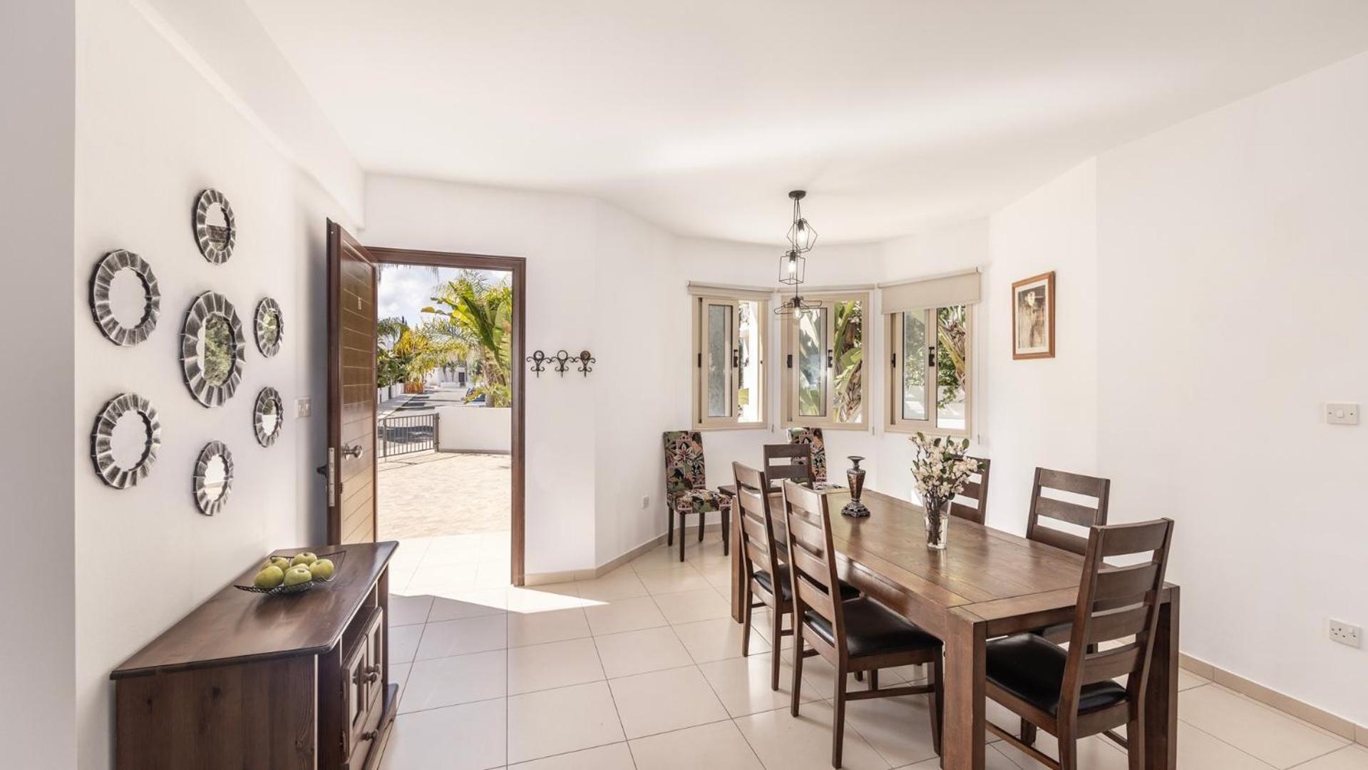 Villa Palms