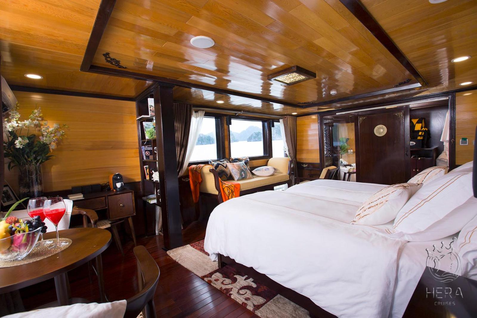 Hera Grand Luxury Cruise view 5