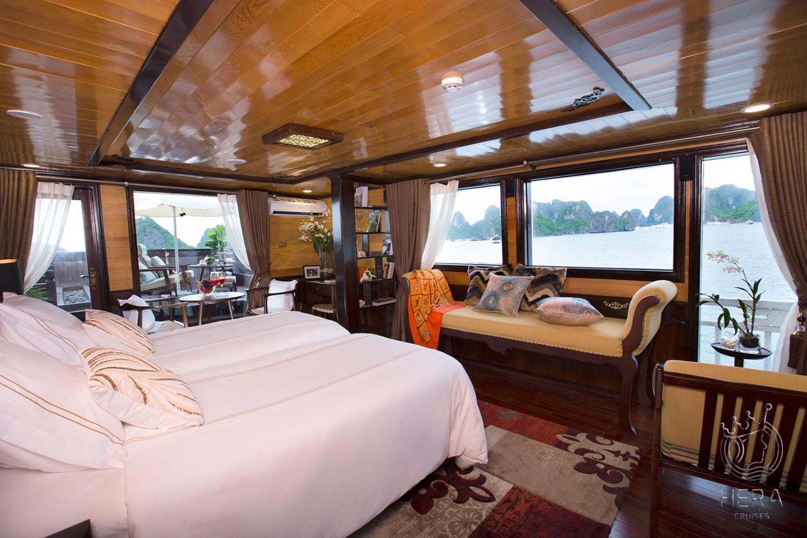 Hera Grand Luxury Cruise view 4