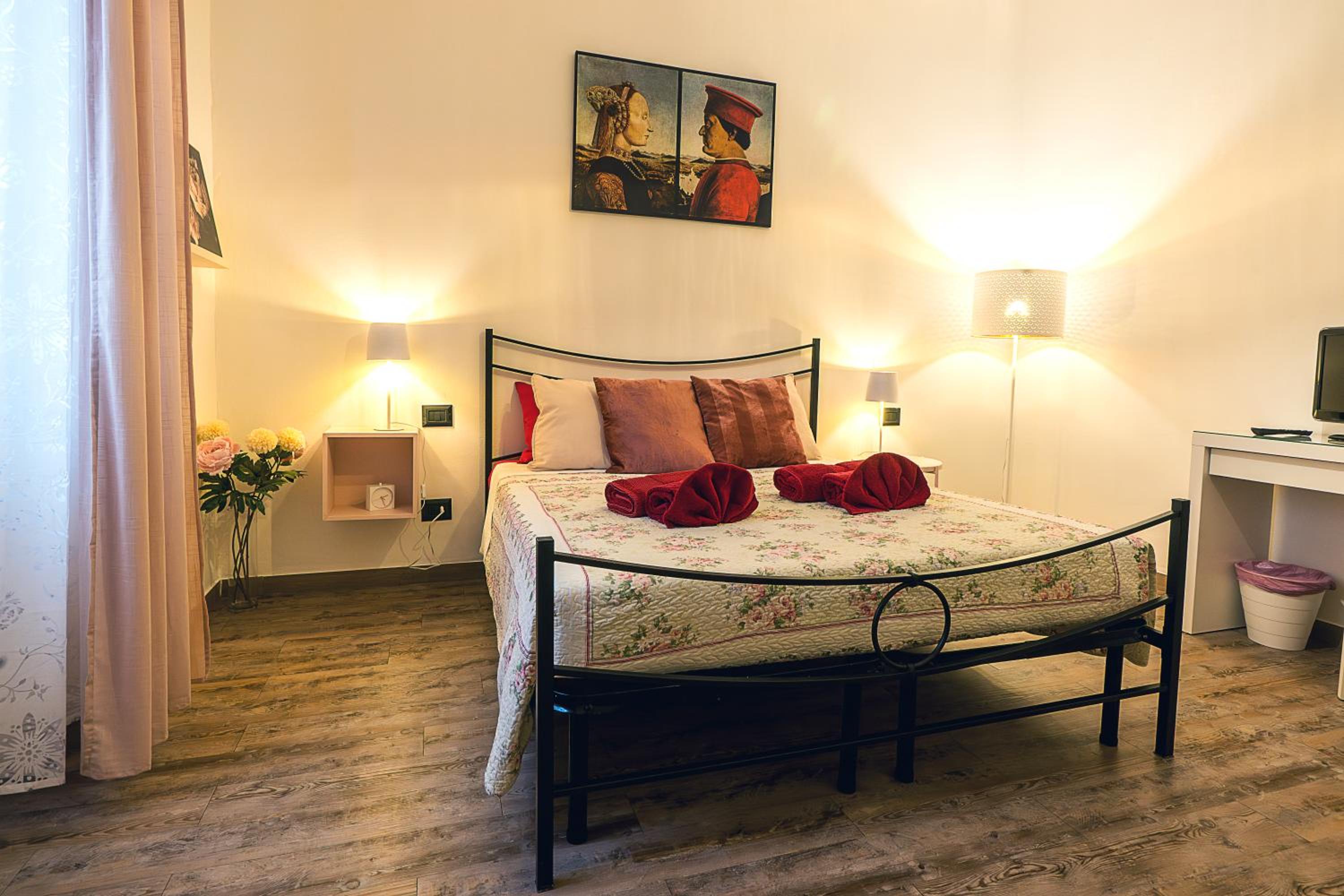 TINA HOUSE FLORENCE photo 4