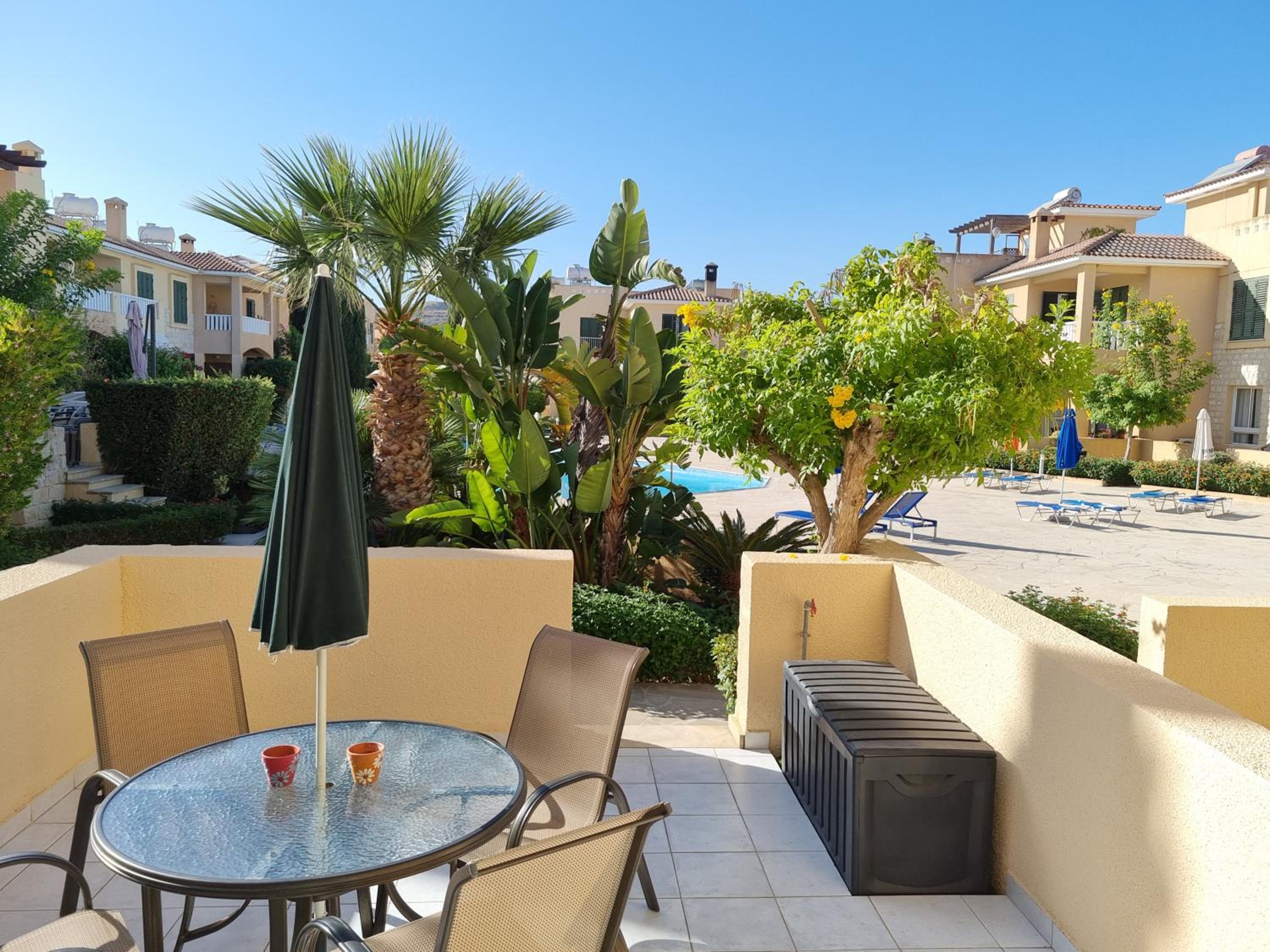 Cyprus 2 beds ensuite pool patio wifi parking