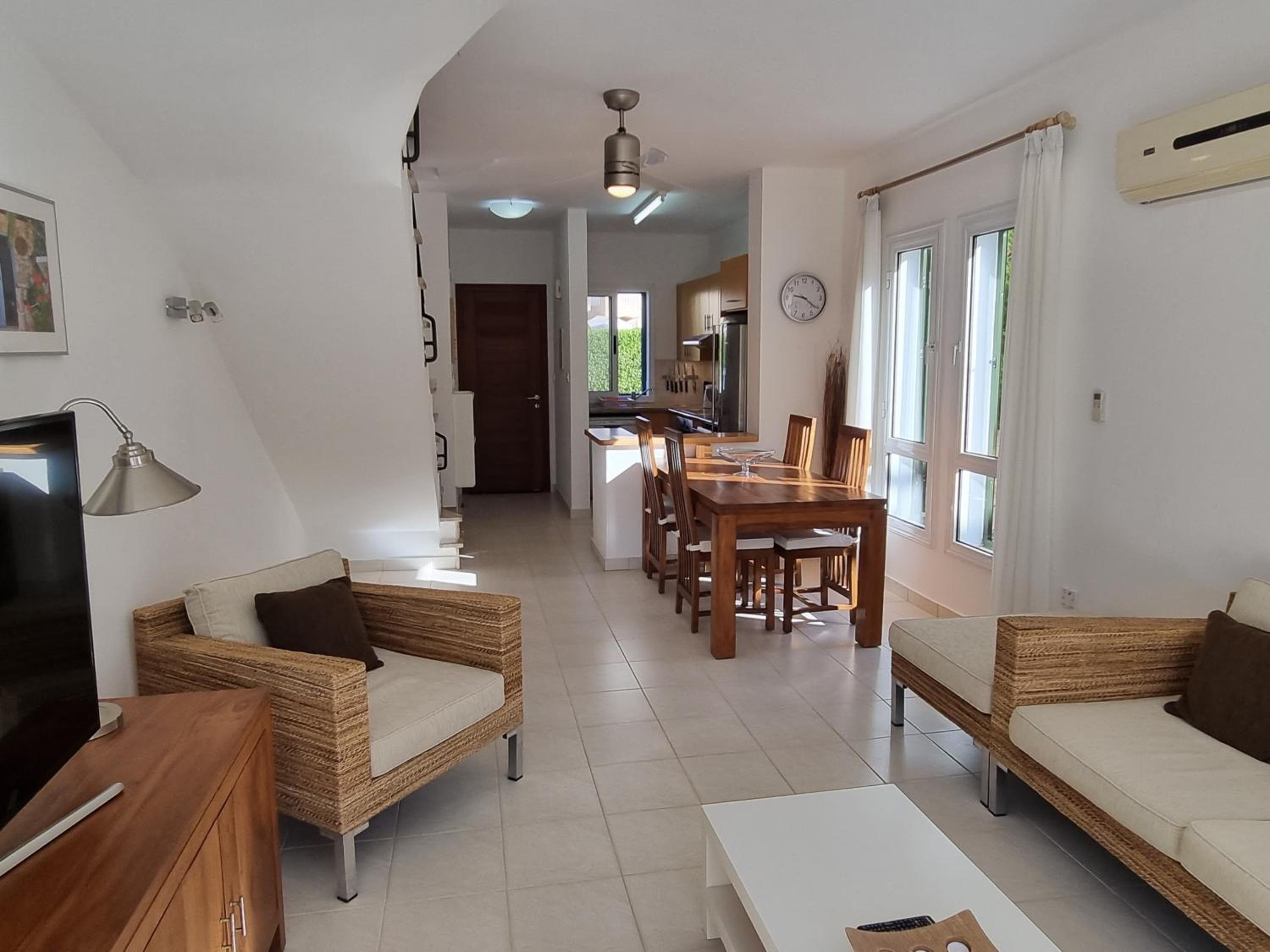 Cyprus 2 beds ensuite pool patio wifi parking