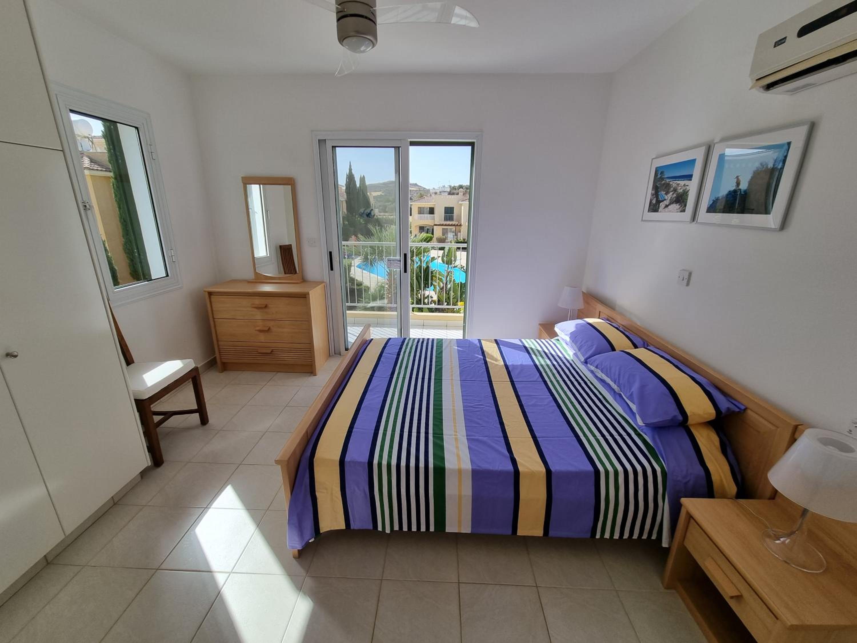 Cyprus 2 beds ensuite pool patio wifi parking