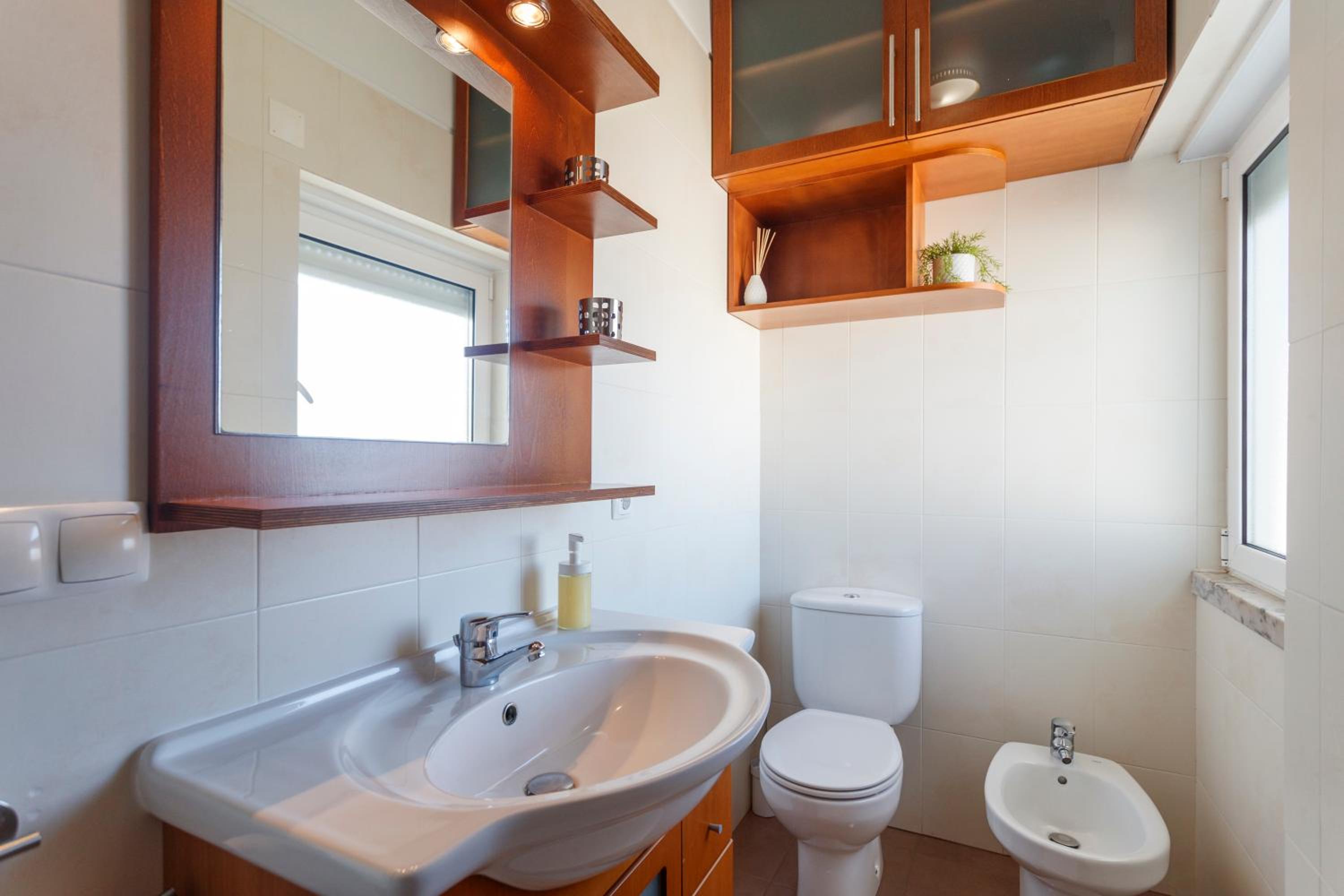 Beach House Cascais Close to Lisbon & Sintra view 3