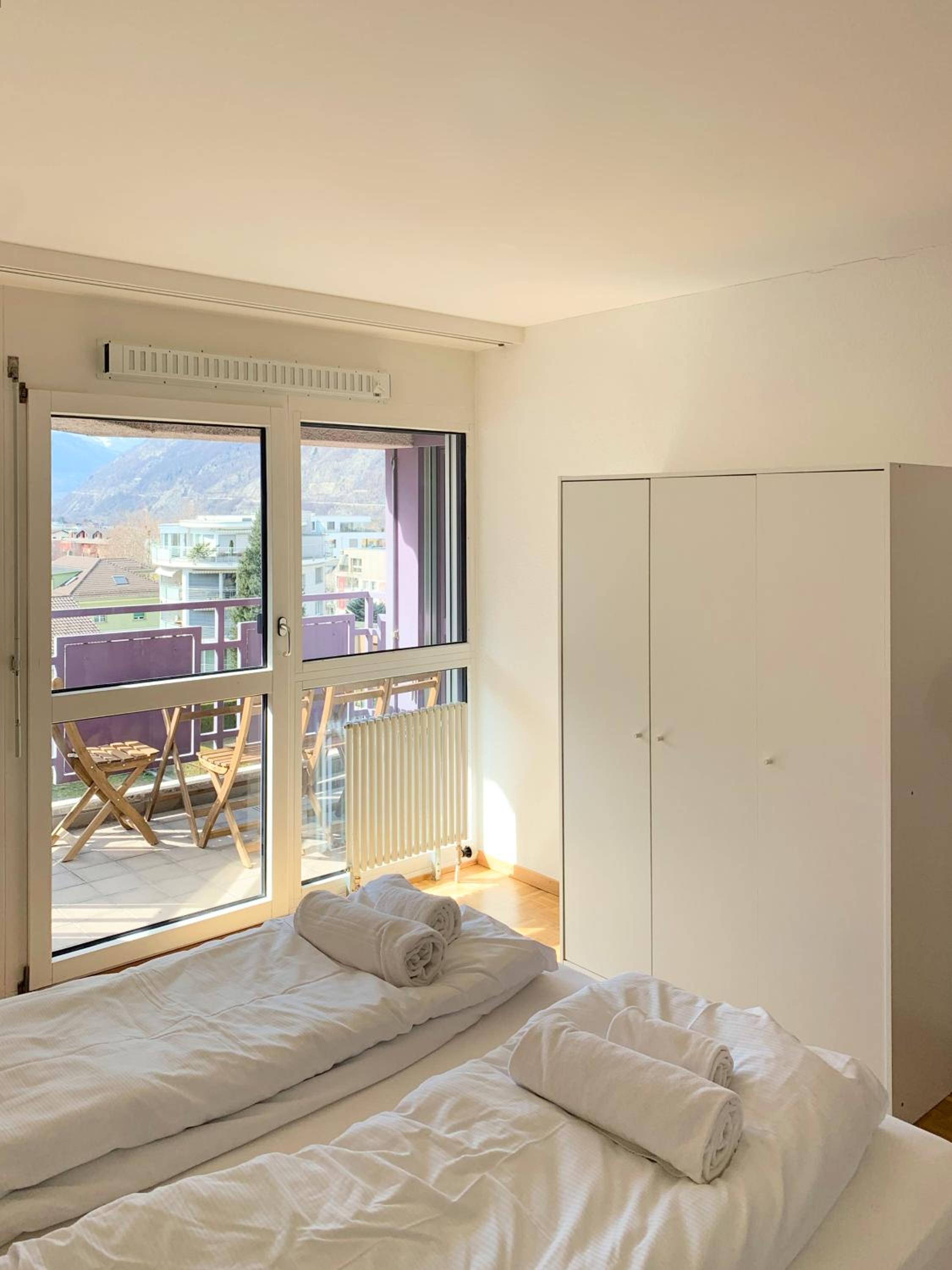 Spacious and charming duplex in the centre of Brig