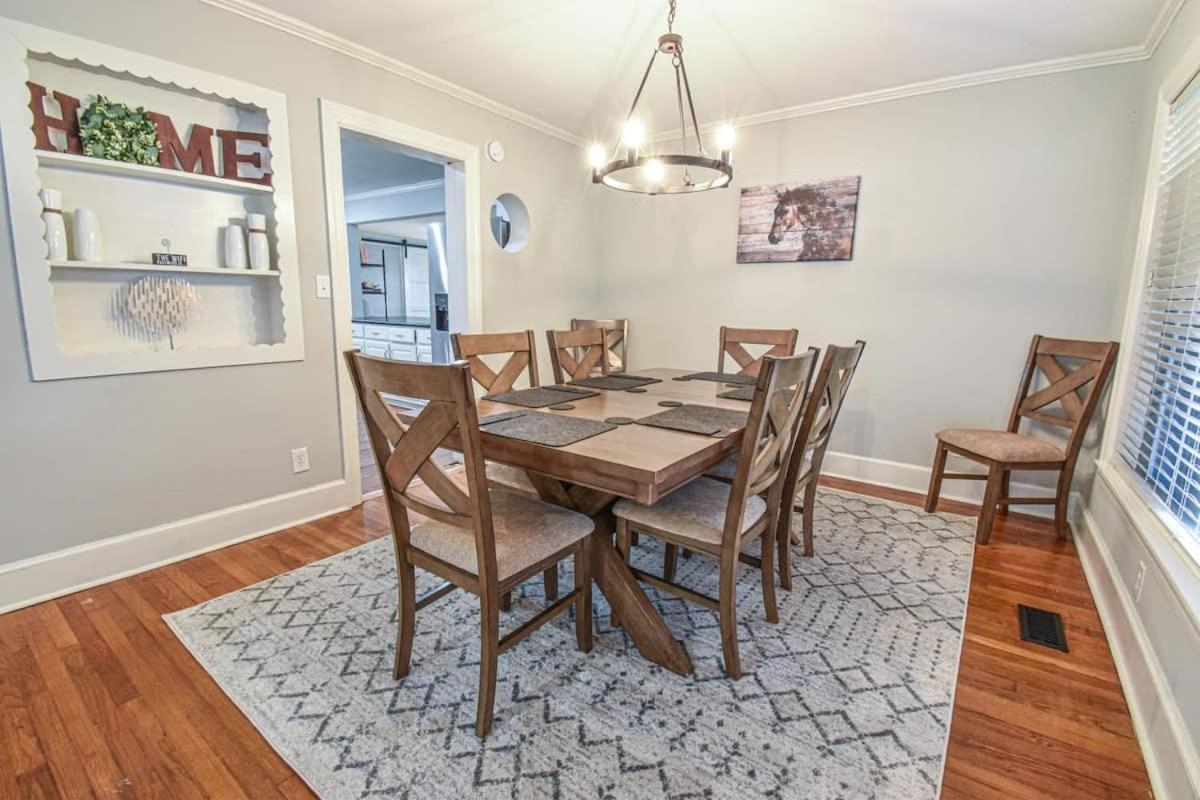 Sweet Home Alabama Sleeps 8 view 2