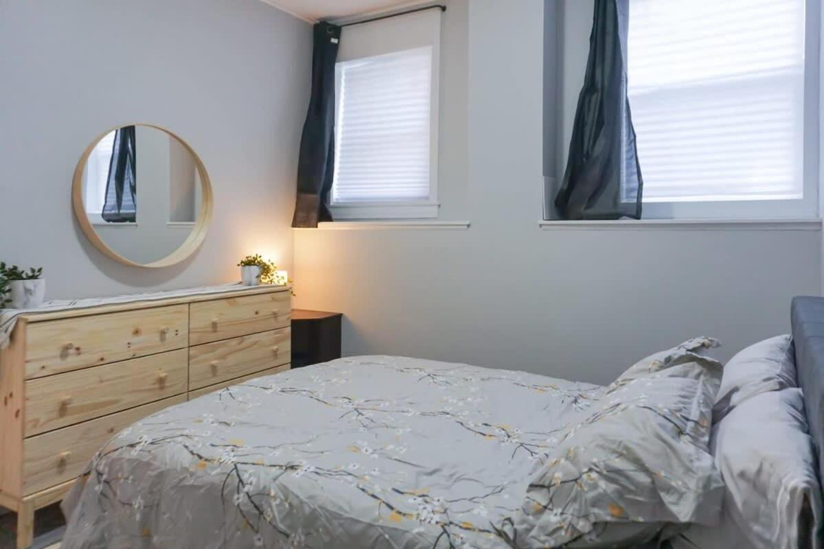 NEW Renovated Cozy 2 Br in Uptown Saint John Location Coffee view 3