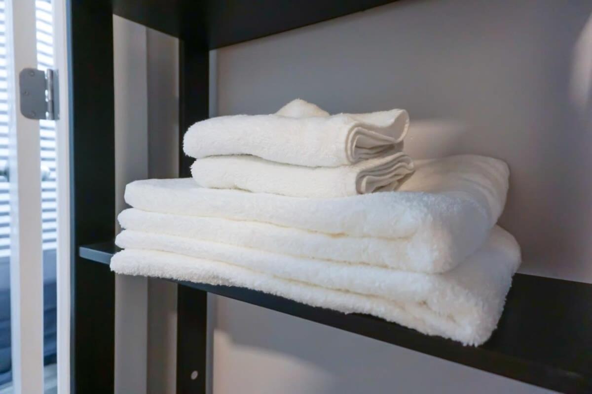 Saint John Vacations - NEW Renovated Cozy 2 Br in Uptown Saint John Location Coffee - Property Image 4