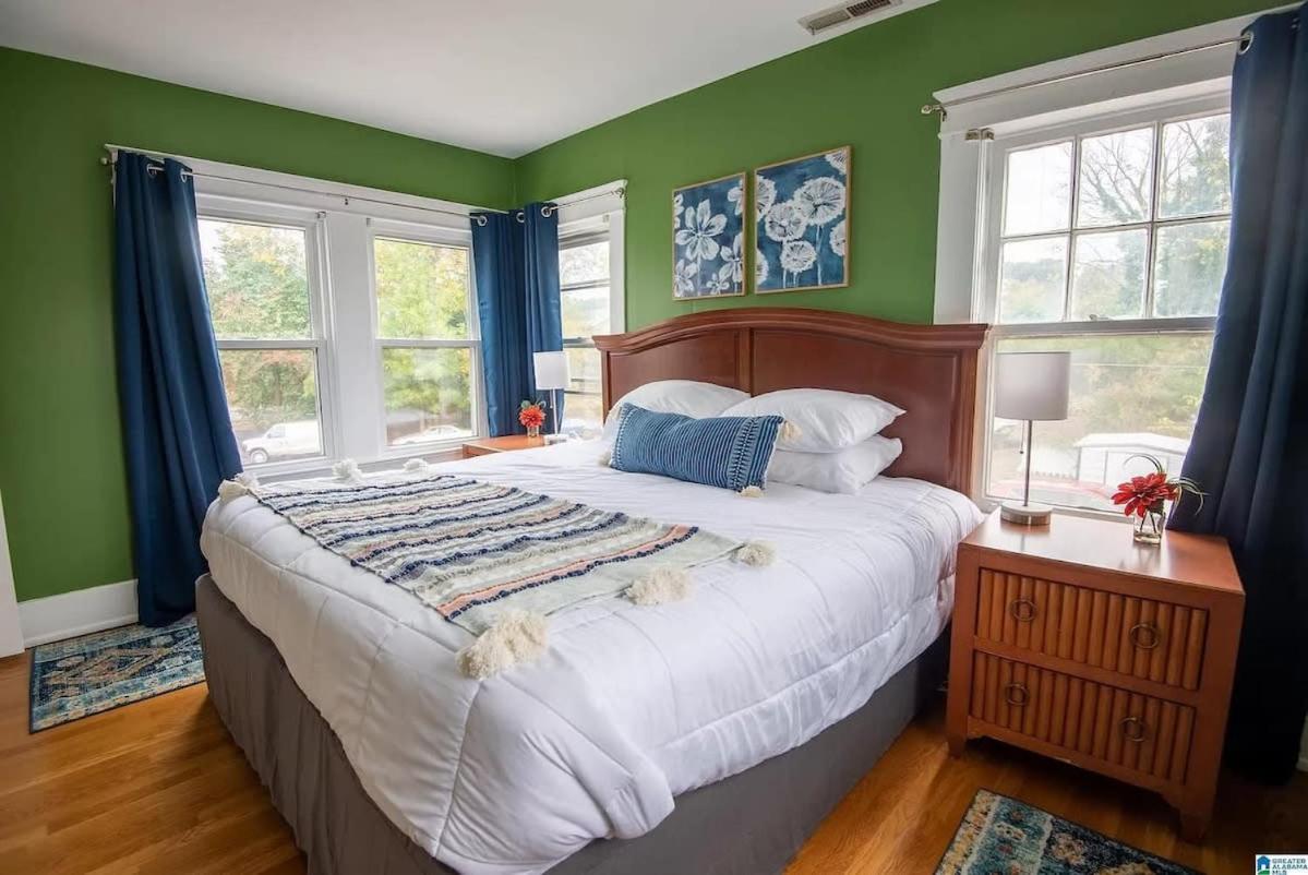 The Pinnacle at UAB - Southern Charm - Sleeps 15