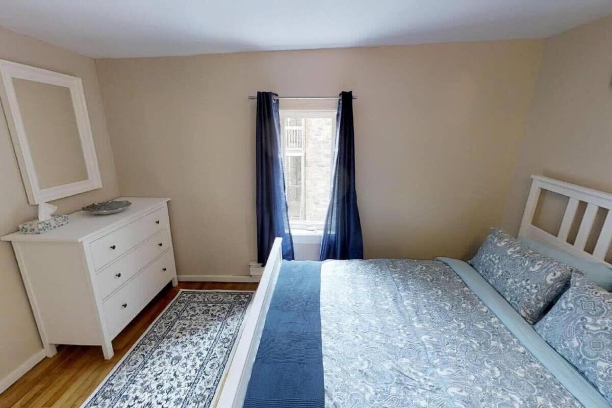 Saint John Vacations - Charming Home Heart Of Uptown! Location! Coffee! - Property Image 5