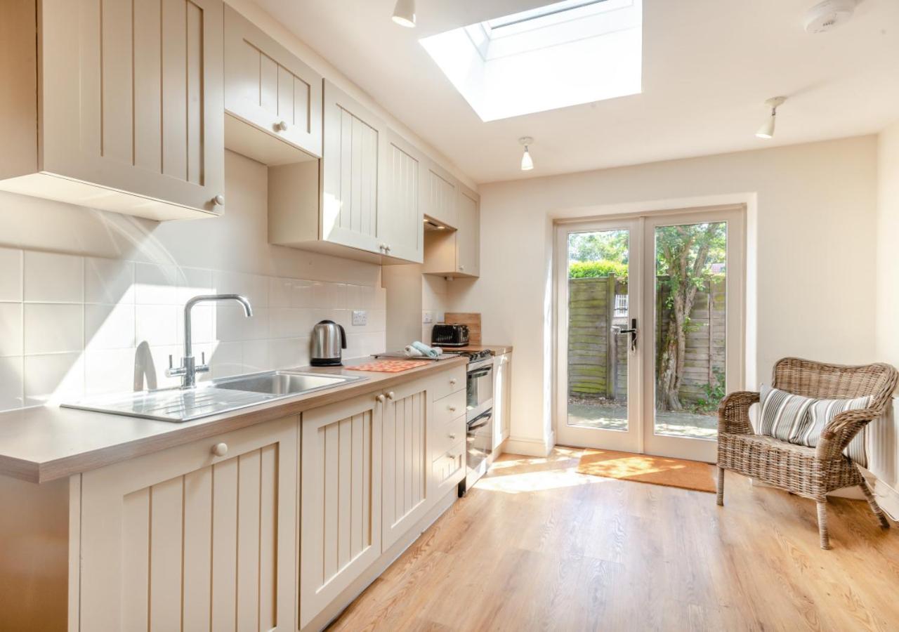 3 Bed in Blakeney oc-2068