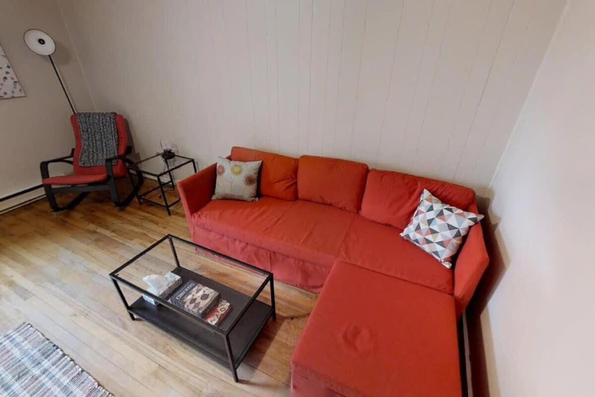 Saint John Vacations - Charming Home Heart Of Uptown! Location! Coffee! - Property Image 1