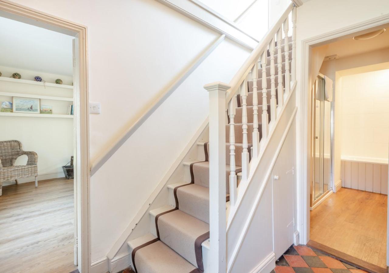 3 Bed in Blakeney oc-2068