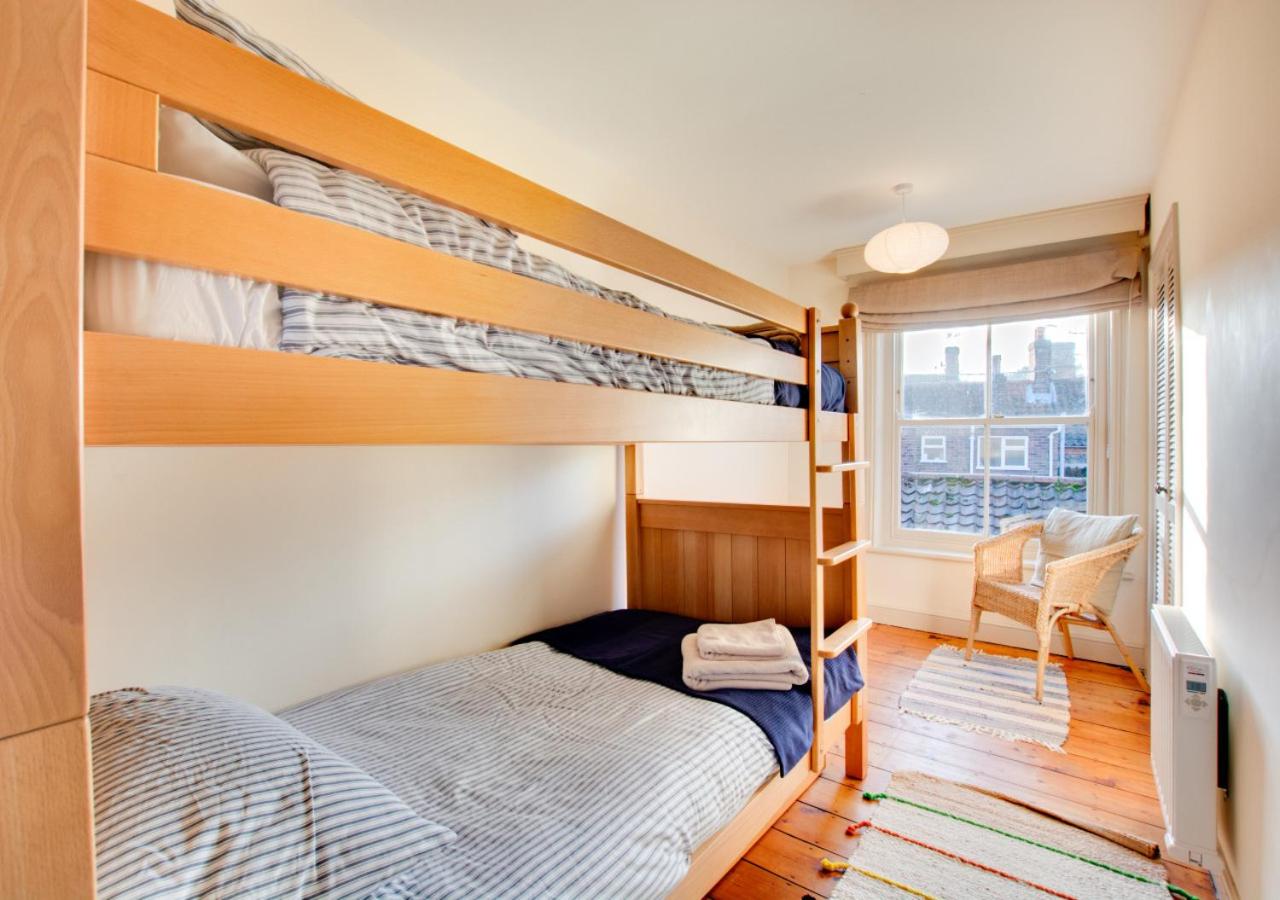 3 Bed in Blakeney oc-2068
