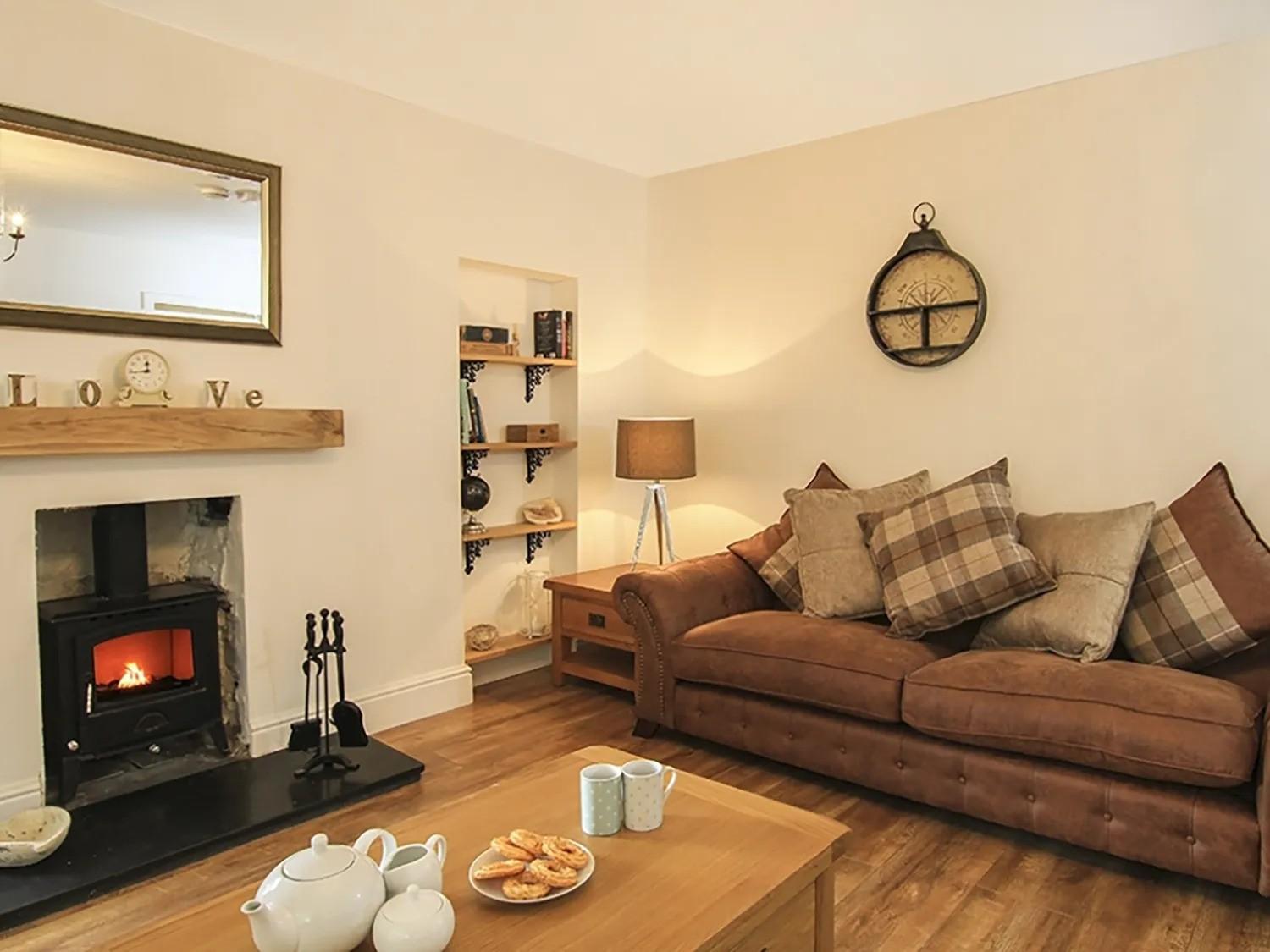 Waterside - Luxury Menai Bridge Holiday Home - 4 Bed 4 Bath view 4