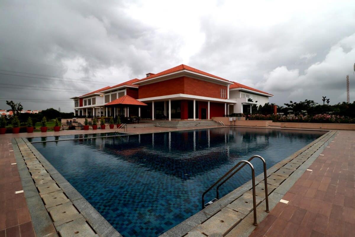 Welcome to Serenity-Luxury Villa at Prestige Augusta Golf Village view 2
