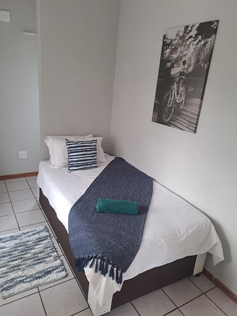 Honey Bee Guesthouse