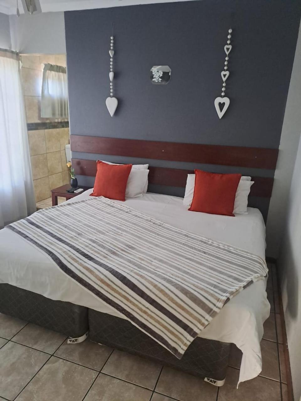 Honey Bee Guesthouse