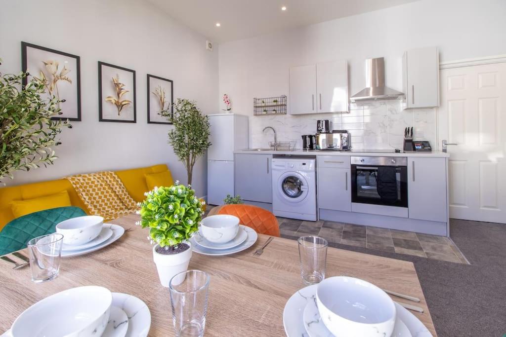 Open Mind Property - Cosy Flat in Southsea view 5