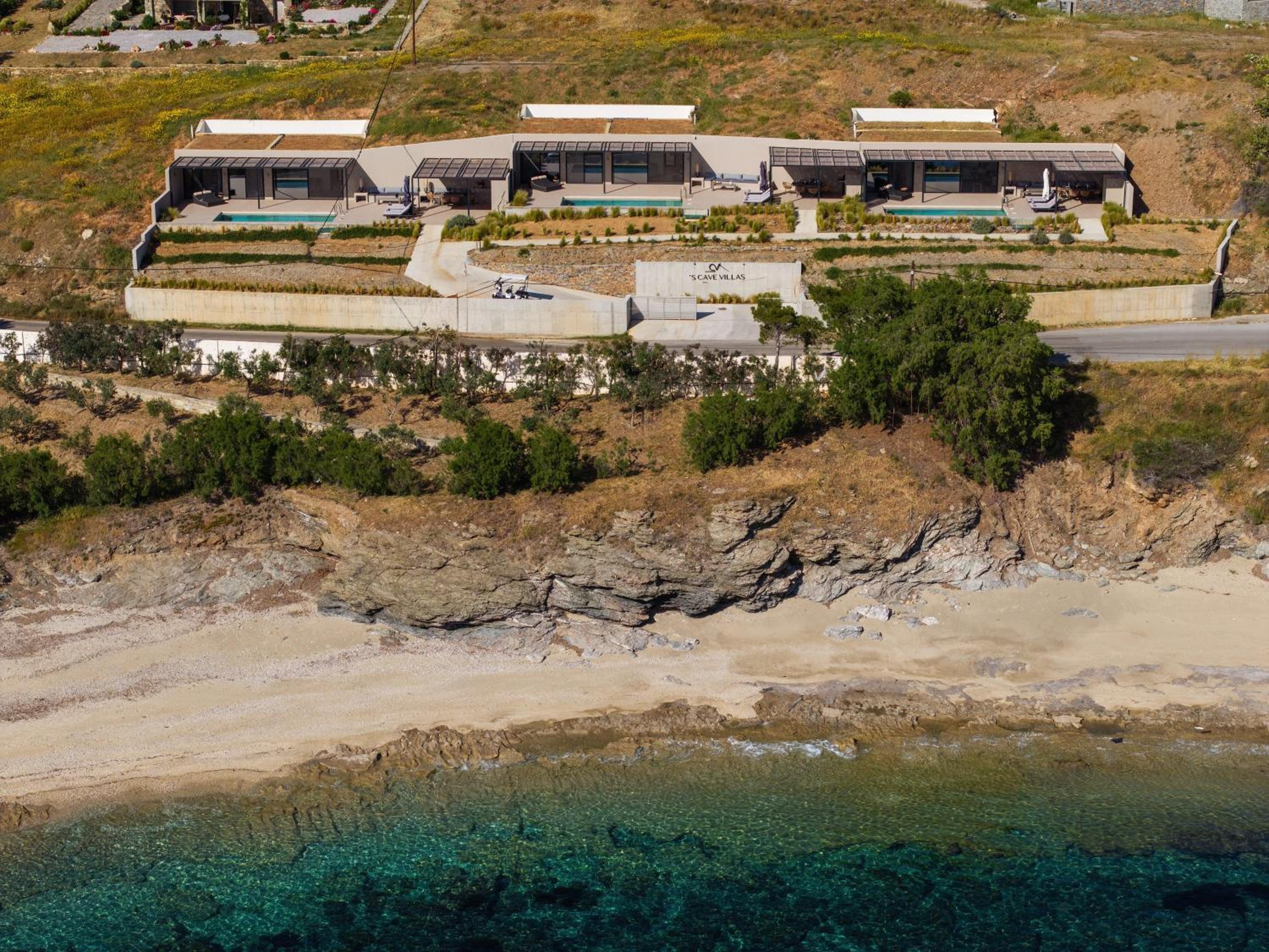 'S CAVE VILLAS SEASIDE KARYSTOS view 2