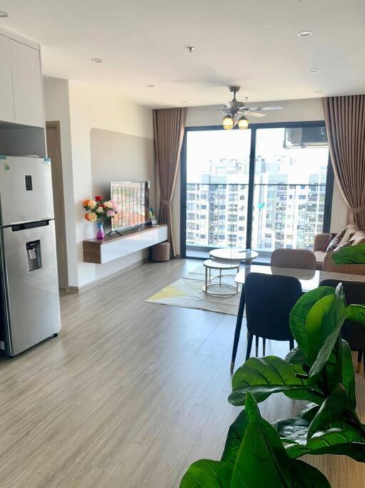 Vinhomes Smartcity- Căn hộ dich vụ - 3 Bedroom