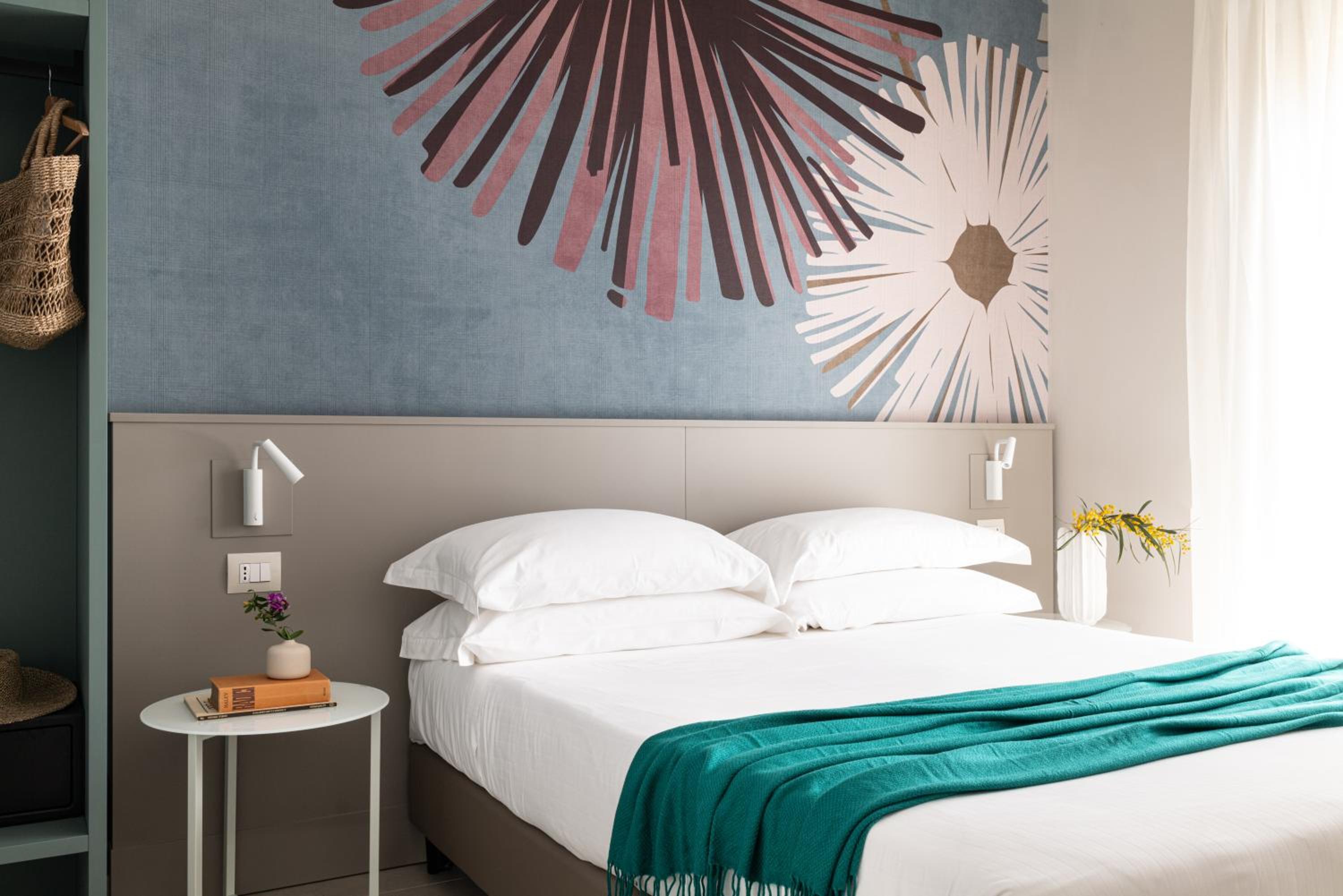 Luna Minoica Suites and Apartments