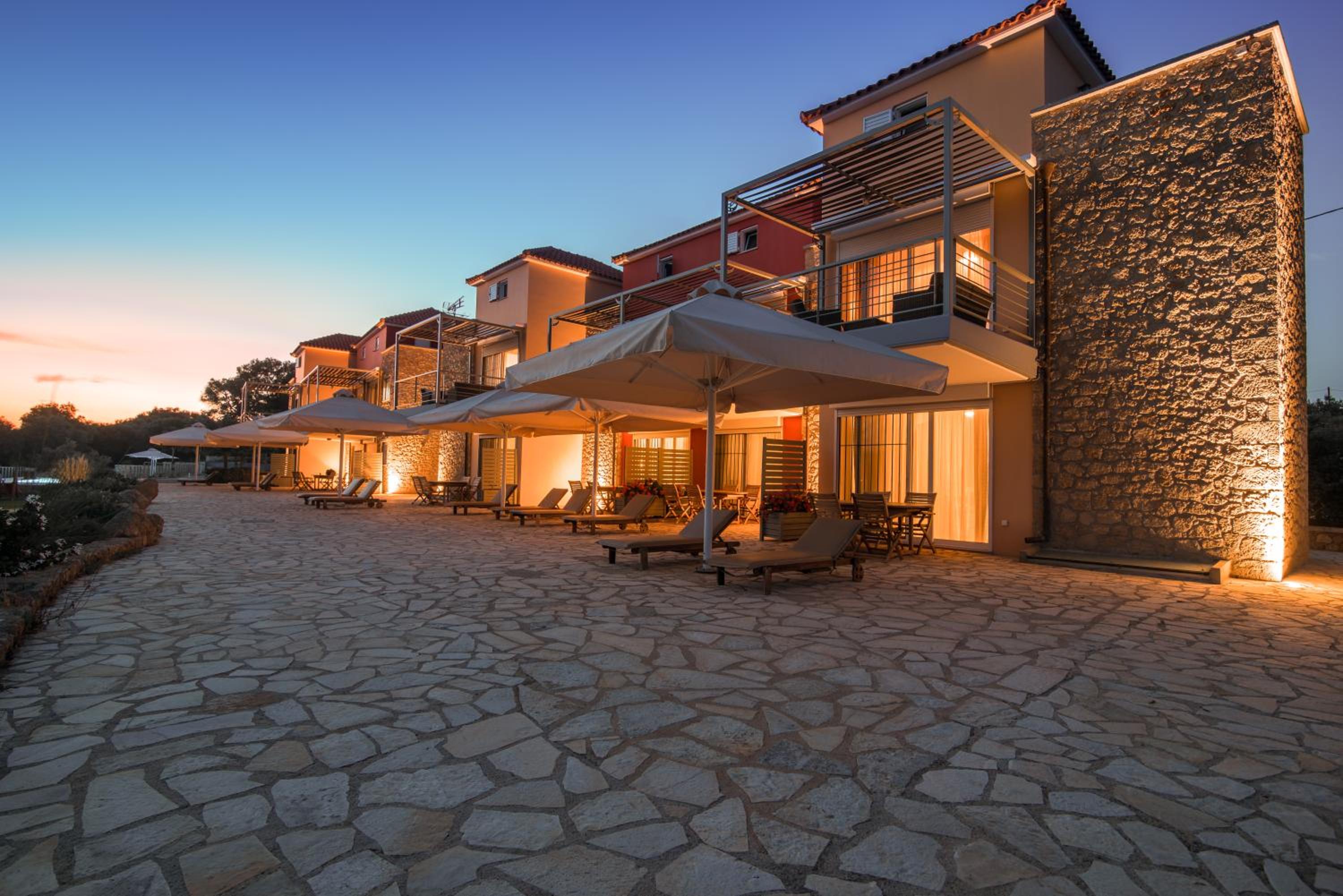 Dialiskari Villas