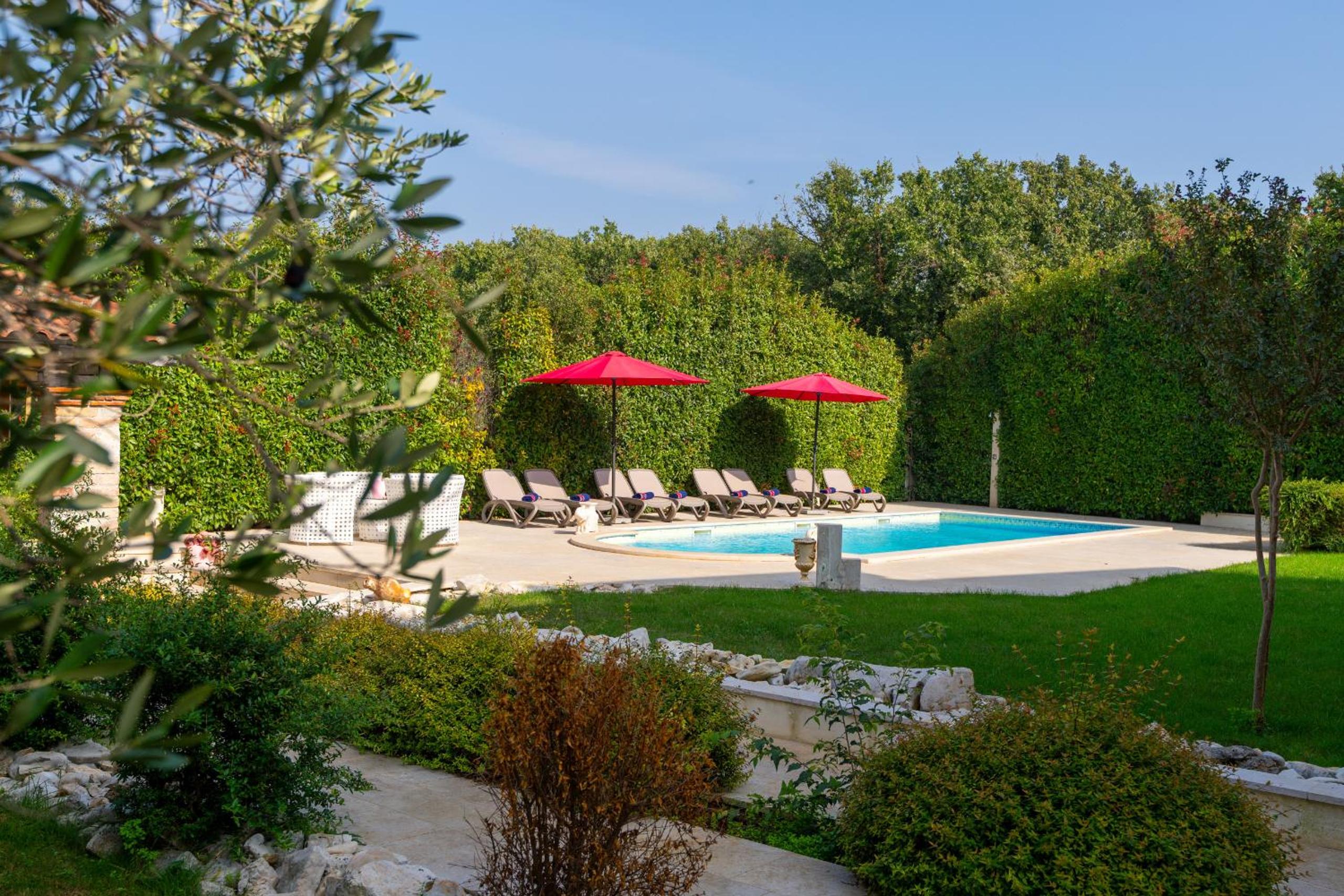 Villa Duga in Poreč for 12 people with sea view & only 1,2 km from beach view 5