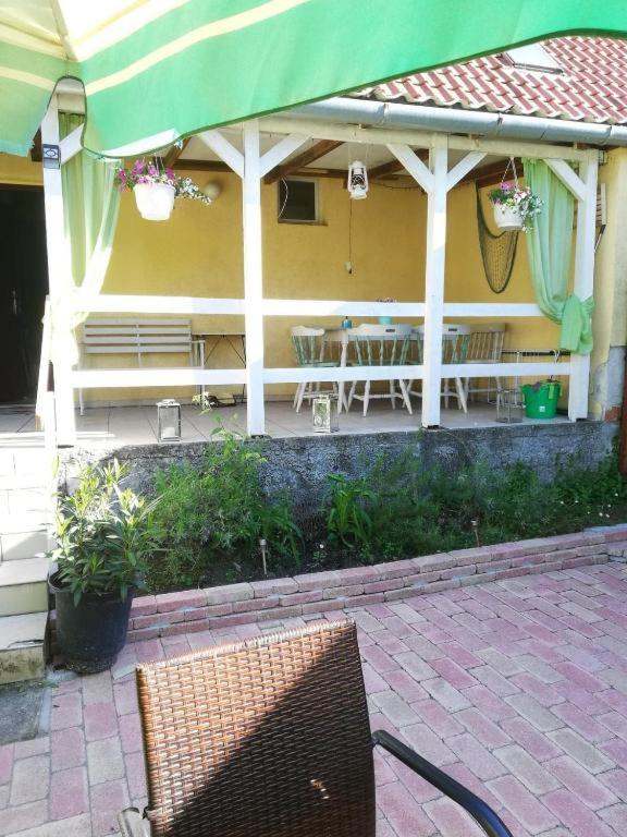 Júlia Apartman